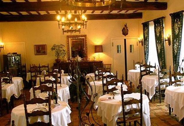 Logis Hotel Beau Site Argelès-Gazost Eksteriør billede