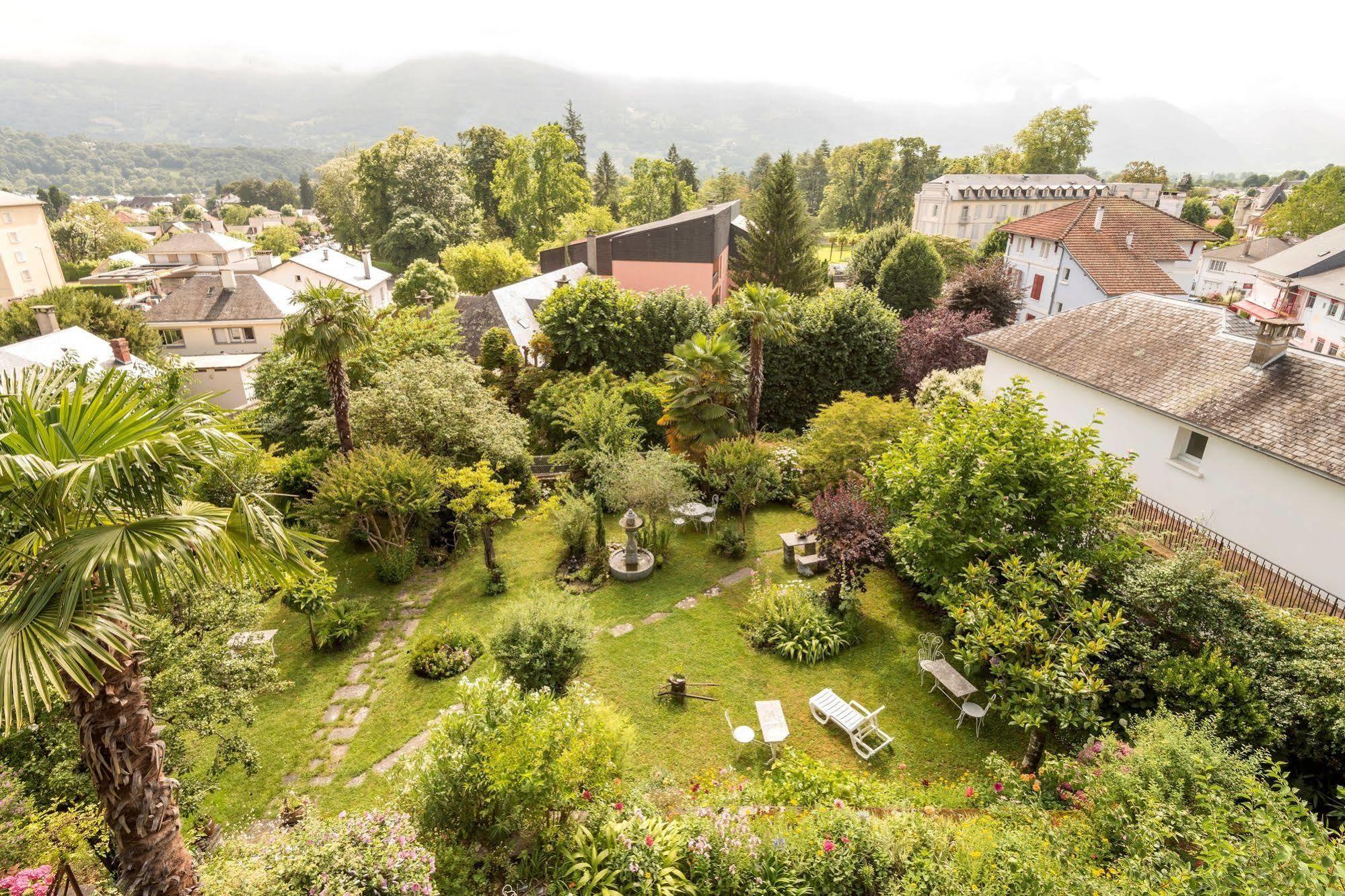 Logis Hotel Beau Site Argelès-Gazost Eksteriør billede